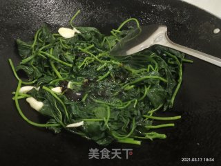 清炒番薯叶的做法步骤：6