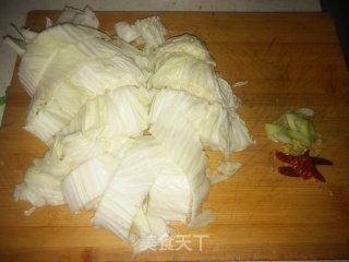 醋溜白菜的做法步骤：2