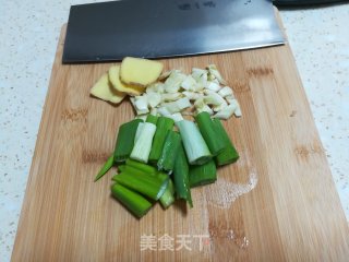 红烧多宝鱼的做法步骤：2