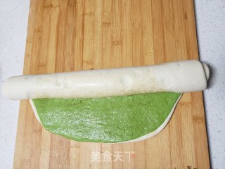菠菜汁花卷的做法步骤：11