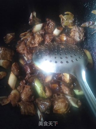 春笋焖牛肉的做法步骤：7