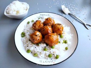 茄汁牛肉丸拌饭的做法步骤：9