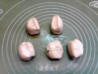 酱香腊肉蘑菇莜面馅饼的做法步骤：5