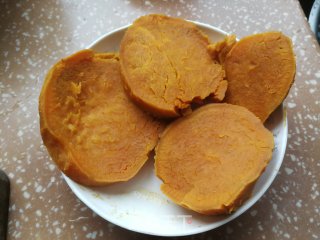 【粗粮甜品】芝士焗红薯的做法步骤：1