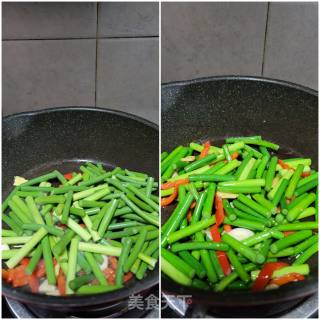 蒜苔炒八爪鱼的做法步骤：5