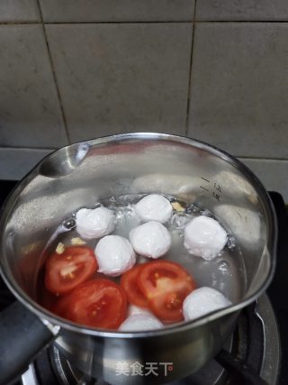 番茄肉丸汤的做法步骤：4