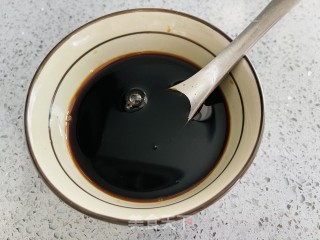 超级下饭的酱油荷包蛋的做法步骤：4