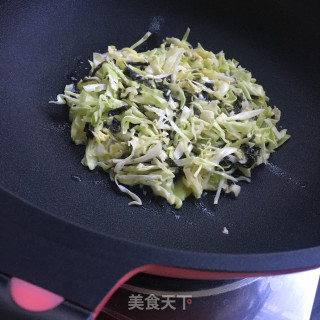 黑芝麻酱包菜饼的做法步骤：7