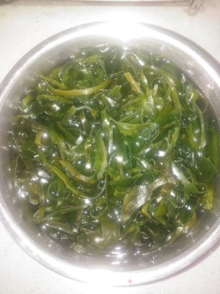 凉拌海带丝的做法步骤：1