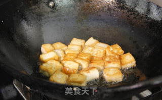 金沙豆腐的做法步骤：2