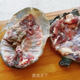 红烧甲鱼的做法步骤：4