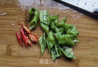 螺丝椒木耳炒春笋的做法步骤：8