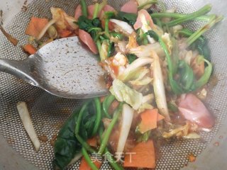 辣白菜炒面的做法步骤：6