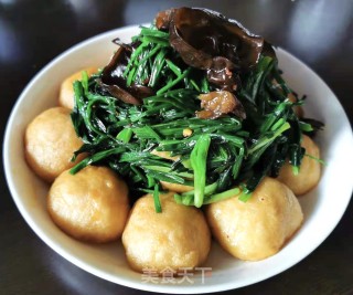 野生荞头炒巨鱼丸的做法步骤：7