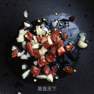 韭菜炒银芽的做法步骤：5