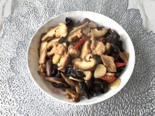 火麻仁鲜蘑肉片的做法步骤：7