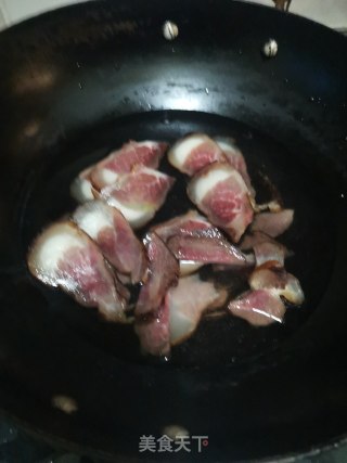 蕨菜炒腊肉的做法步骤：11