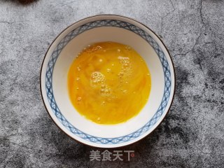 蒲公英炒鸡蛋的做法步骤：3