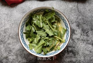 蒲公英炒鸡蛋的做法步骤：4