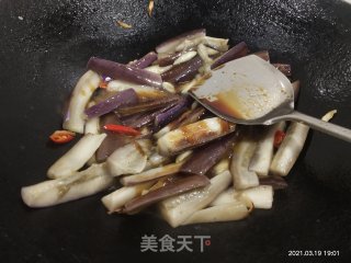 焖茄子的做法步骤：9