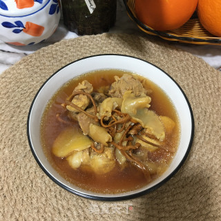 花胶虫草花煲排骨的做法步骤：8