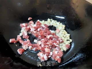 肉丁炸酱的做法步骤：6