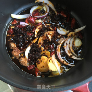 豆皮海带结麻辣锅的做法步骤：9