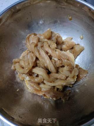 蒜苔肉丝的做法步骤：1
