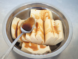 脆皮豆腐的做法步骤：7