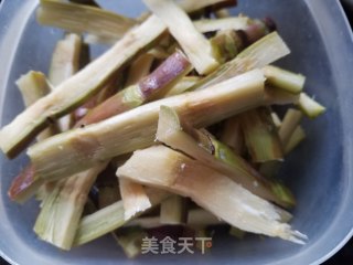 金桔茅根甘蔗水的做法步骤：3