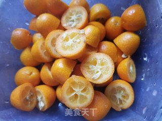 金桔茅根甘蔗水的做法步骤：4