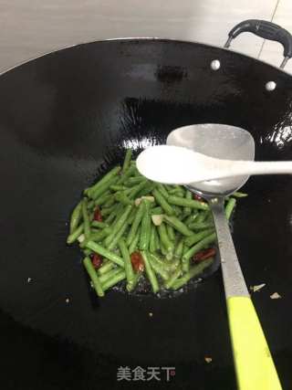 辣炒长豆角的做法步骤：4