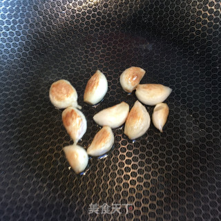 大蒜胡椒牛肉粒的做法步骤：3