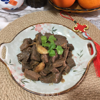 大蒜胡椒牛肉粒的做法步骤：8