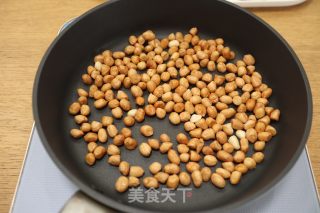 老醋花生的做法步骤：4