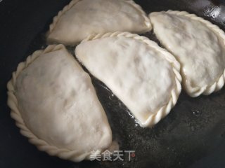 韭菜鸡蛋粉条馅饼的做法步骤：8