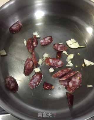 干扁豆炒腊肠的做法步骤：6