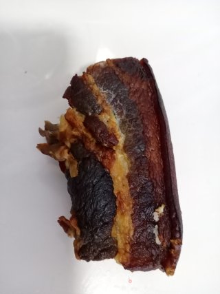 豆角炒腊肉的做法步骤：2