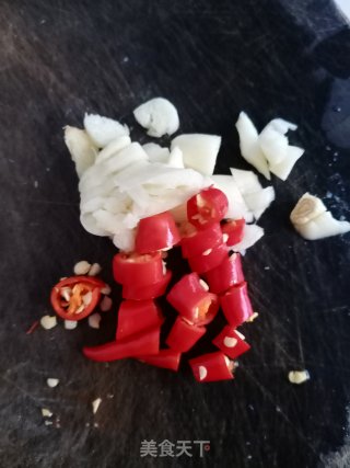 豆角炒腊肉的做法步骤：4