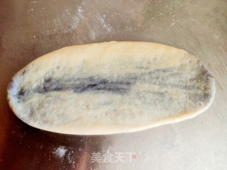 豆沙卷面包的做法步骤：13