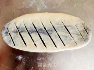 豆沙卷面包的做法步骤：14