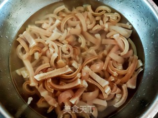 肉皮冻的做法步骤：3
