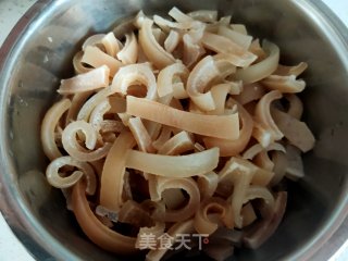 肉皮冻的做法步骤：4