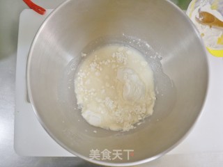 双色花生酱小花卷❗️松软咸香孩子最爱的做法步骤：1
