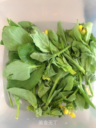杂粮蛋炒饭的做法步骤：1