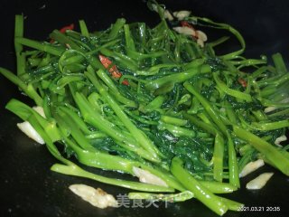 蒜蓉空心菜的做法步骤：7