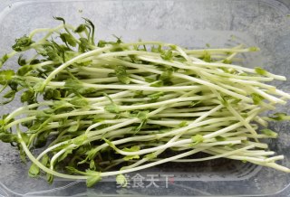松柳苗鸡蛋饼的做法步骤：1