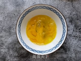 松柳苗炒鸡蛋的做法步骤：3