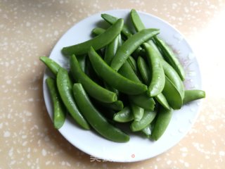 肚片炒甜豆角的做法步骤：3