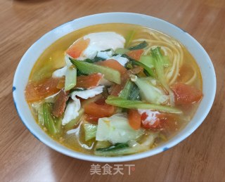 西红柿青菜鸡蛋面的做法步骤：7
